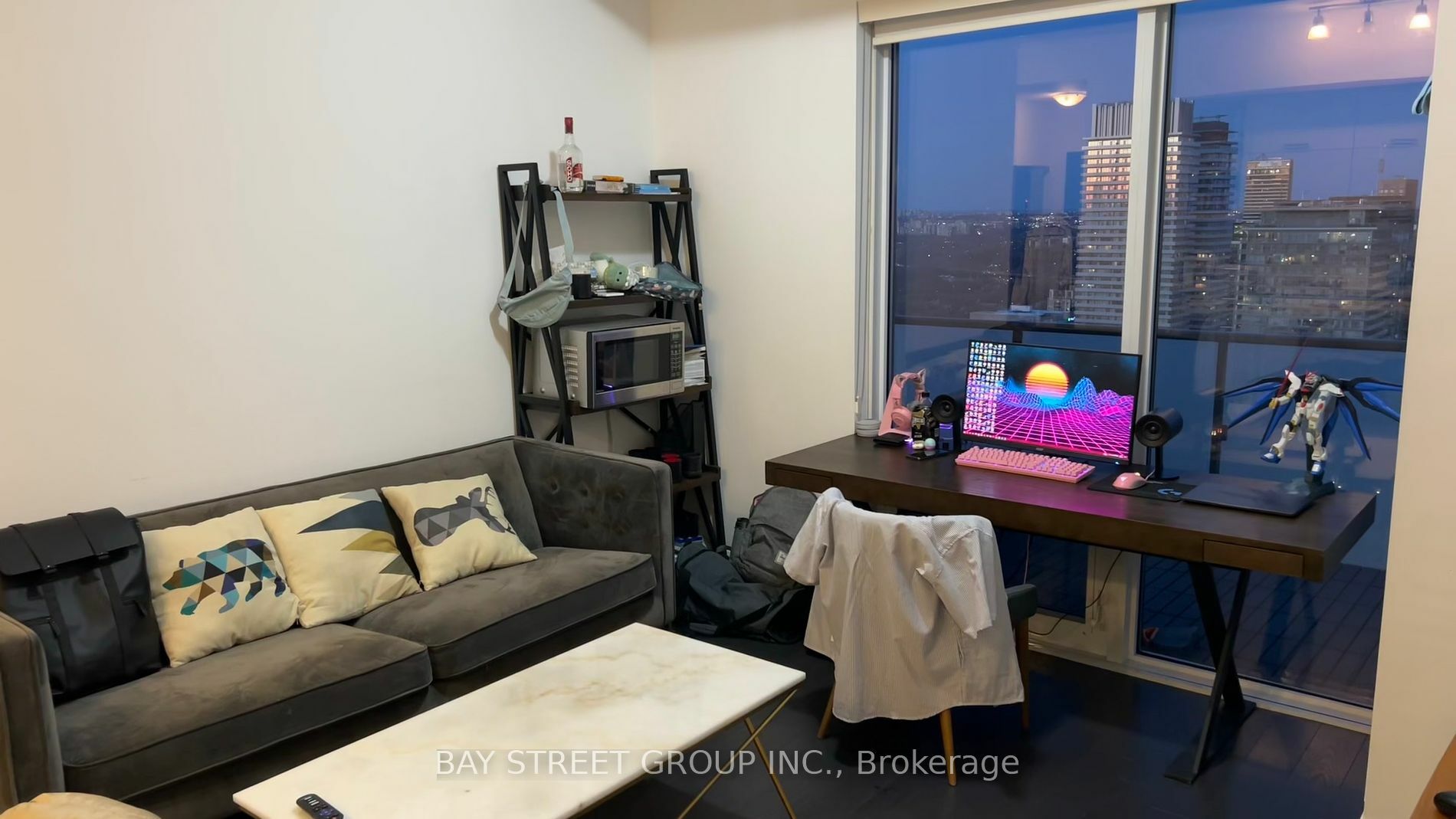 Property Photo:  1080 Bay St 5009  ON M5S 0A5 