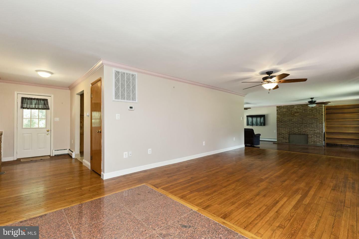 Property Photo:  8464 Cardinal Lane  MD 20695 