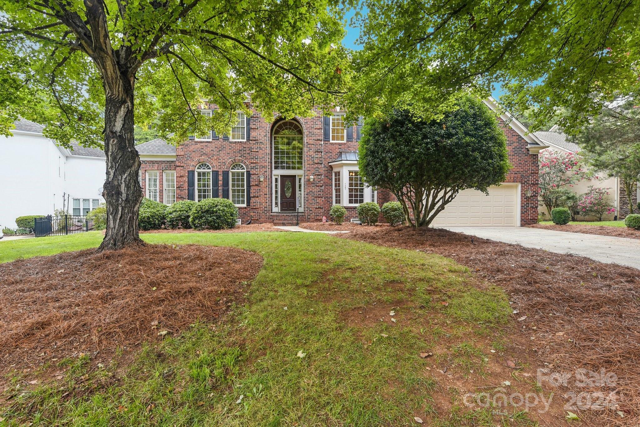 Property Photo:  7307 Versailles Lane  NC 28277 