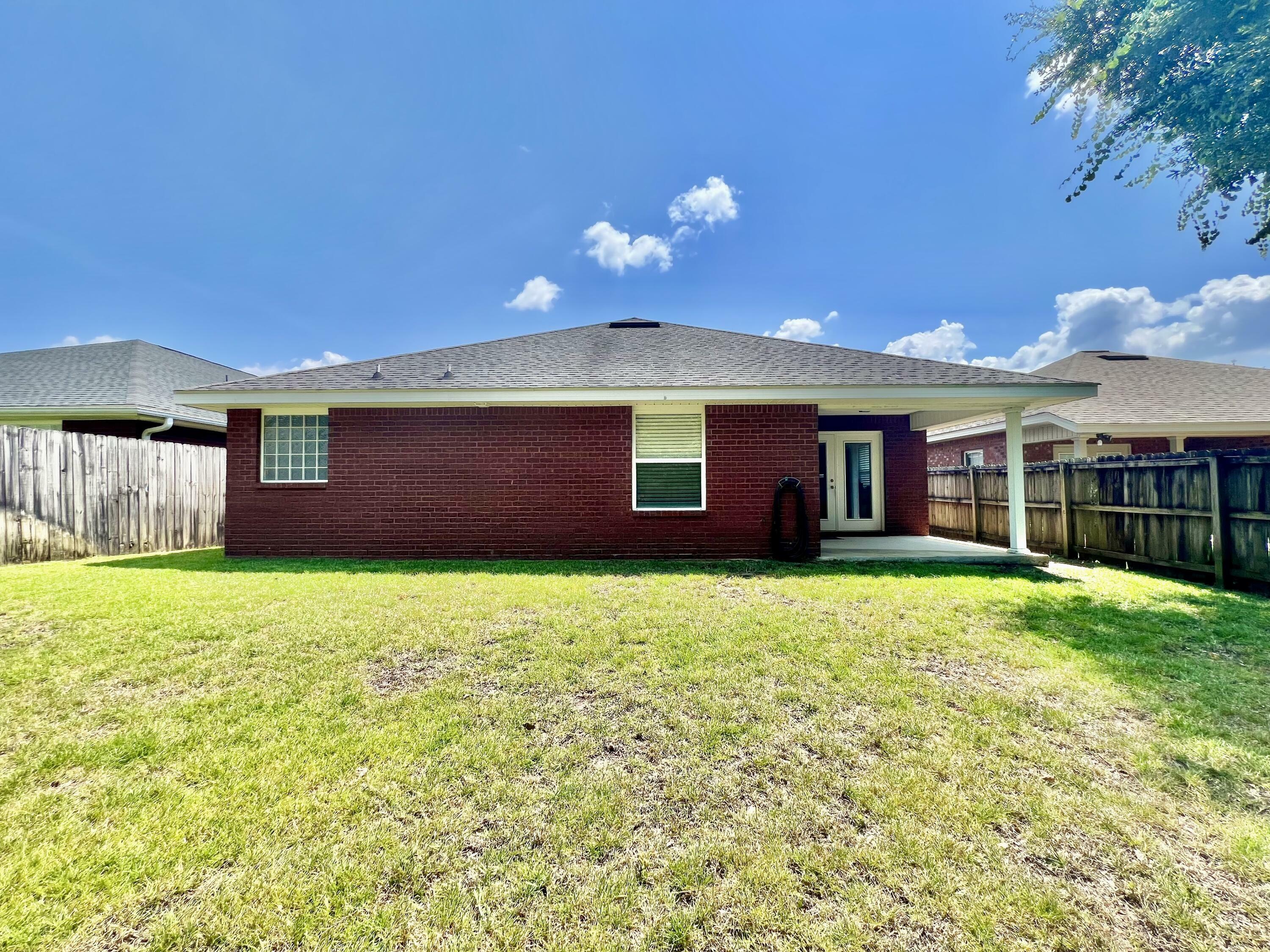 Property Photo:  8899 Abbington Drive  FL 32534 