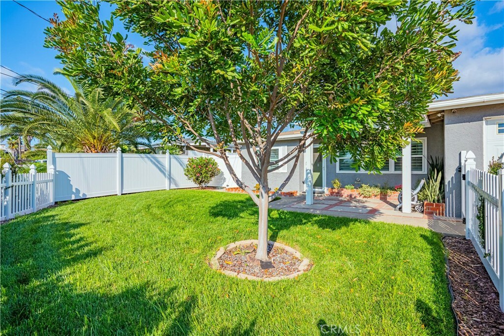 Property Photo:  1345 Waxwing Drive  CA 92083 