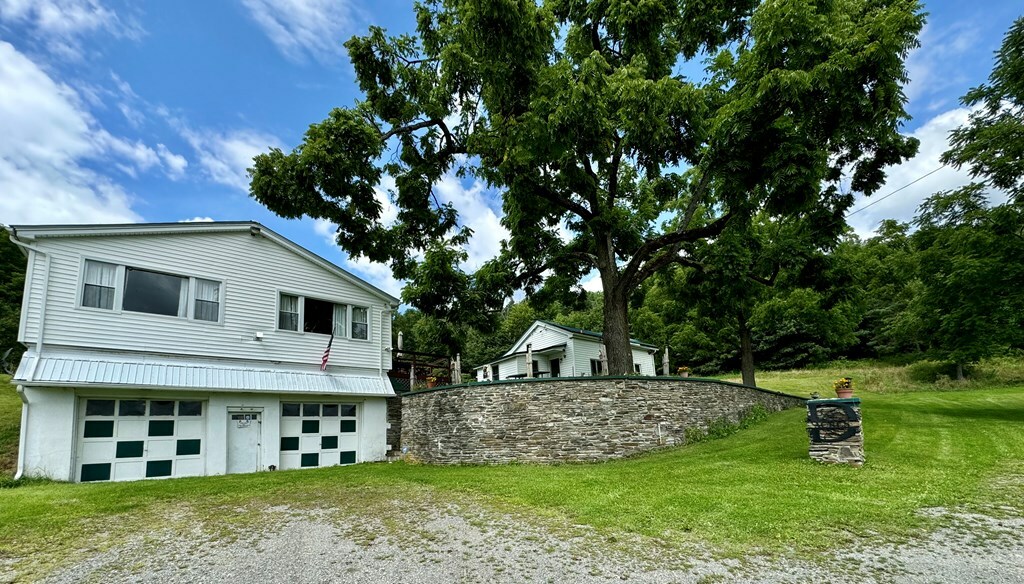 Property Photo:  917 Davenport Hill Rd  NY 13812 