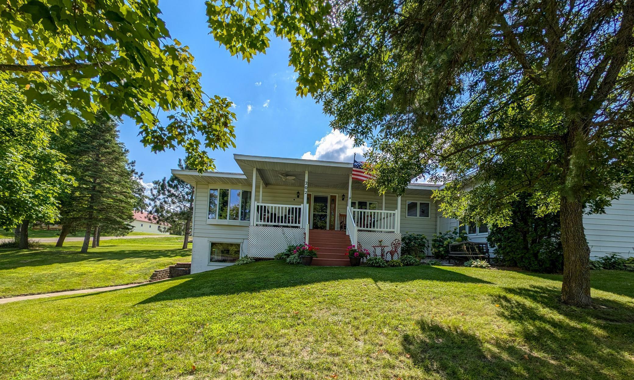 Property Photo:  202 Railway Avenue N  MN 56528 