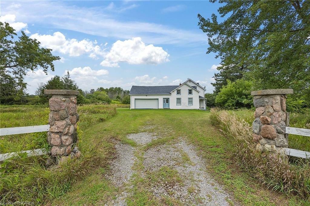 Property Photo:  38 Fitchett Road  ON K7R 3K8 