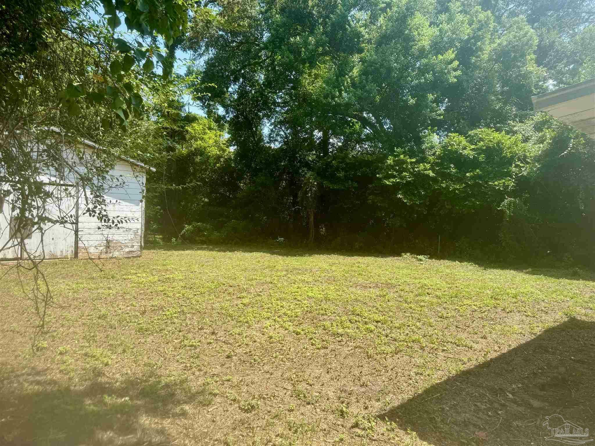 Property Photo:  4206 W Jackson St  FL 32505 