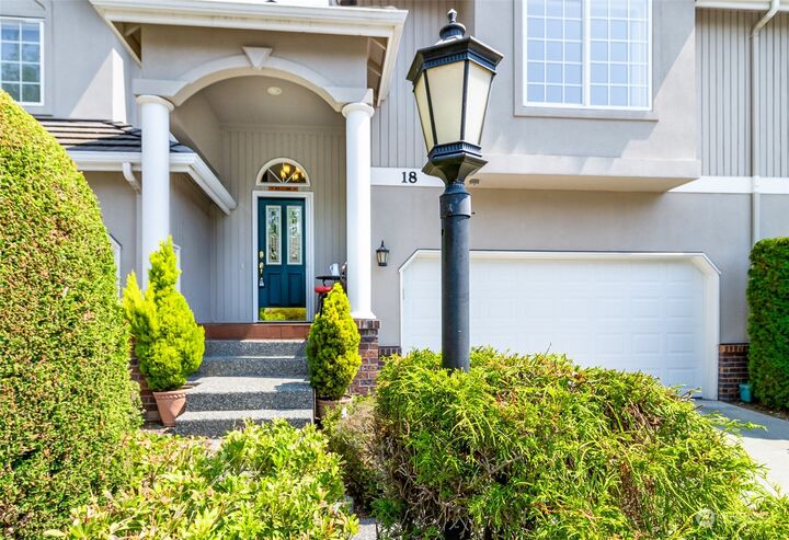 8221 53rd Avenue W 18D  Mukilteo WA 98275 photo