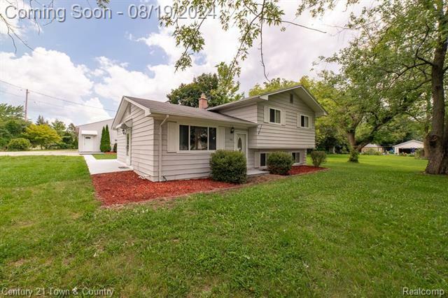 Property Photo:  8119 Fenton Road  MI 48439 