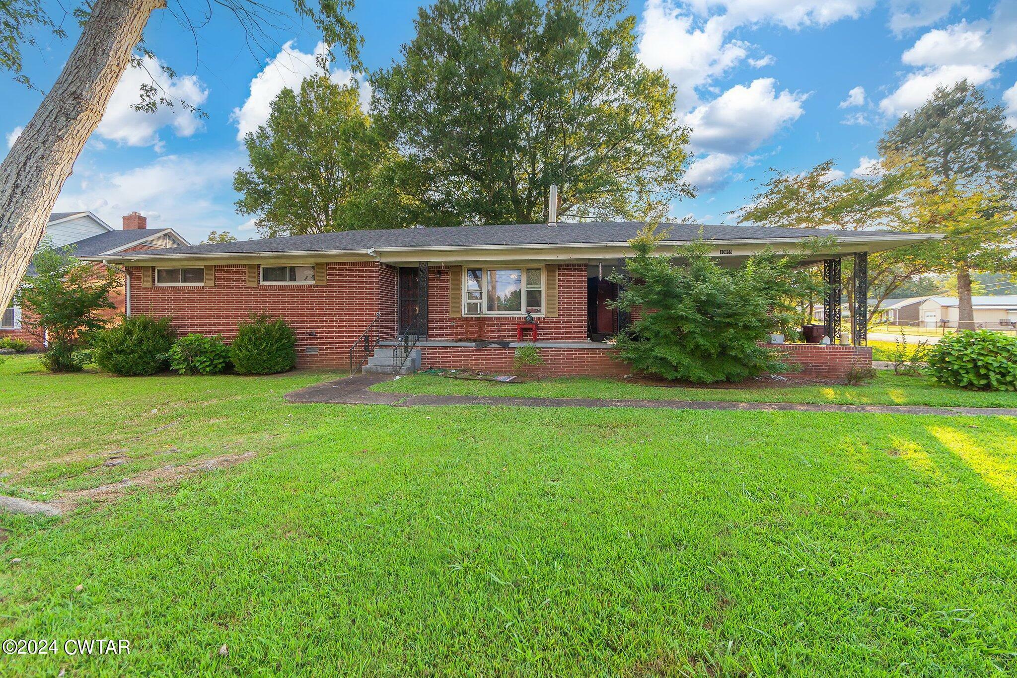 Property Photo:  10055 S 1st Street  TN 38358 