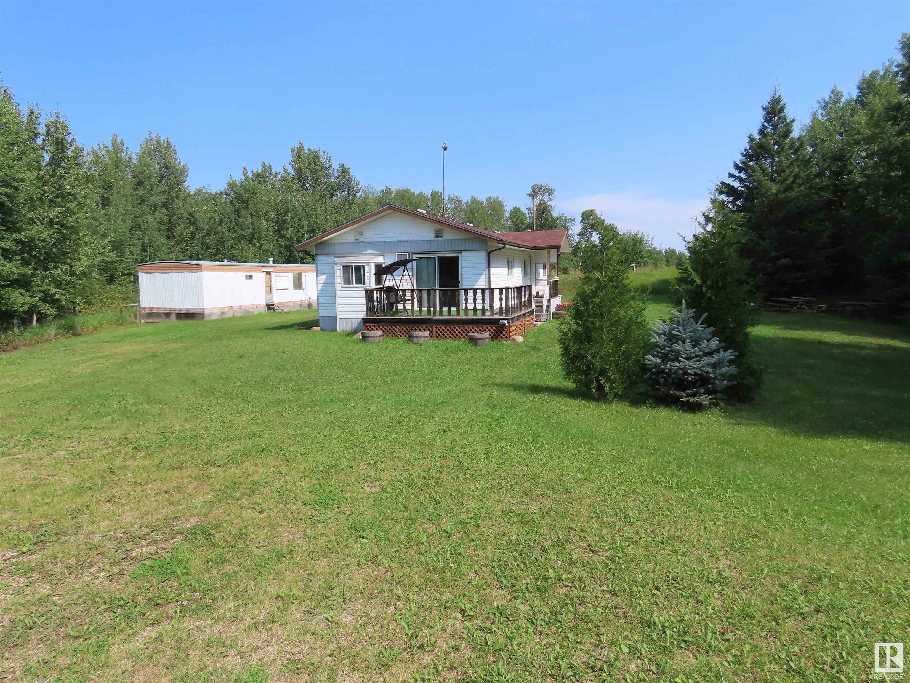 Property Photo:  5206 Township Road 550  AB T0E 0L0 