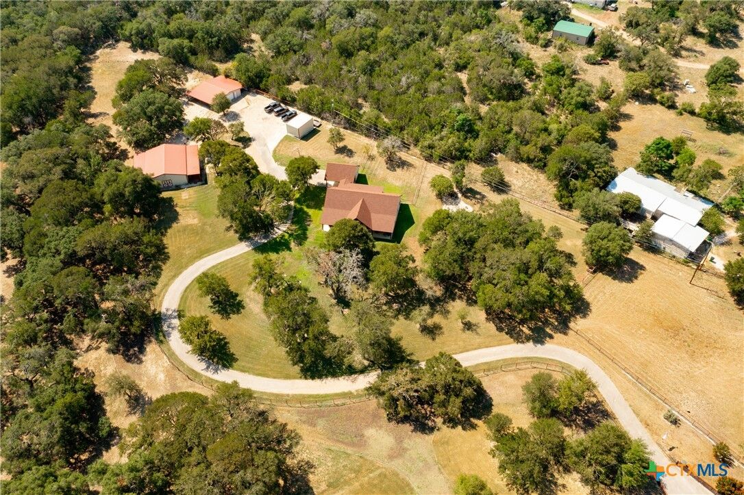 Property Photo: 7265 McGregor Park Road TX 76502