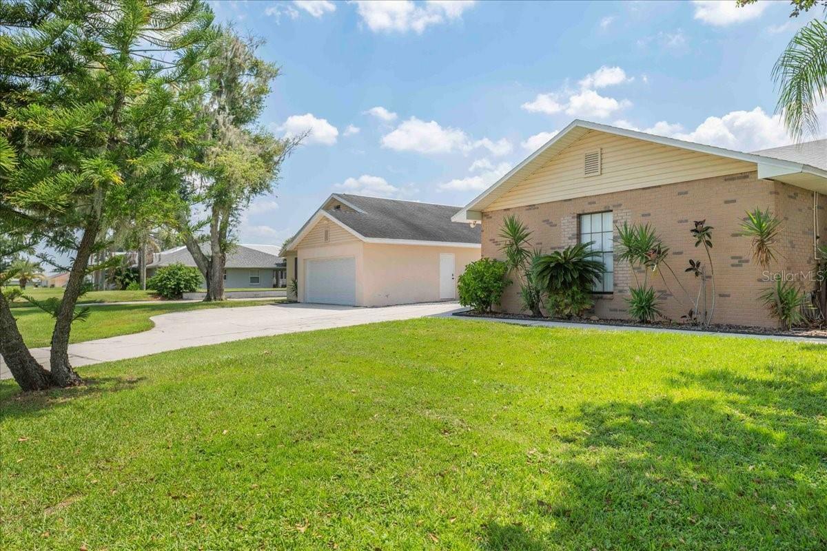 Property Photo:  5150 Southwind Drive  FL 33860 