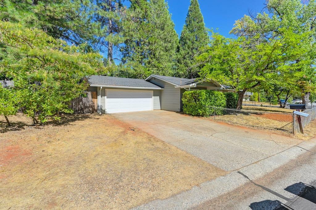 Property Photo:  549 Packard Drive  CA 95945 