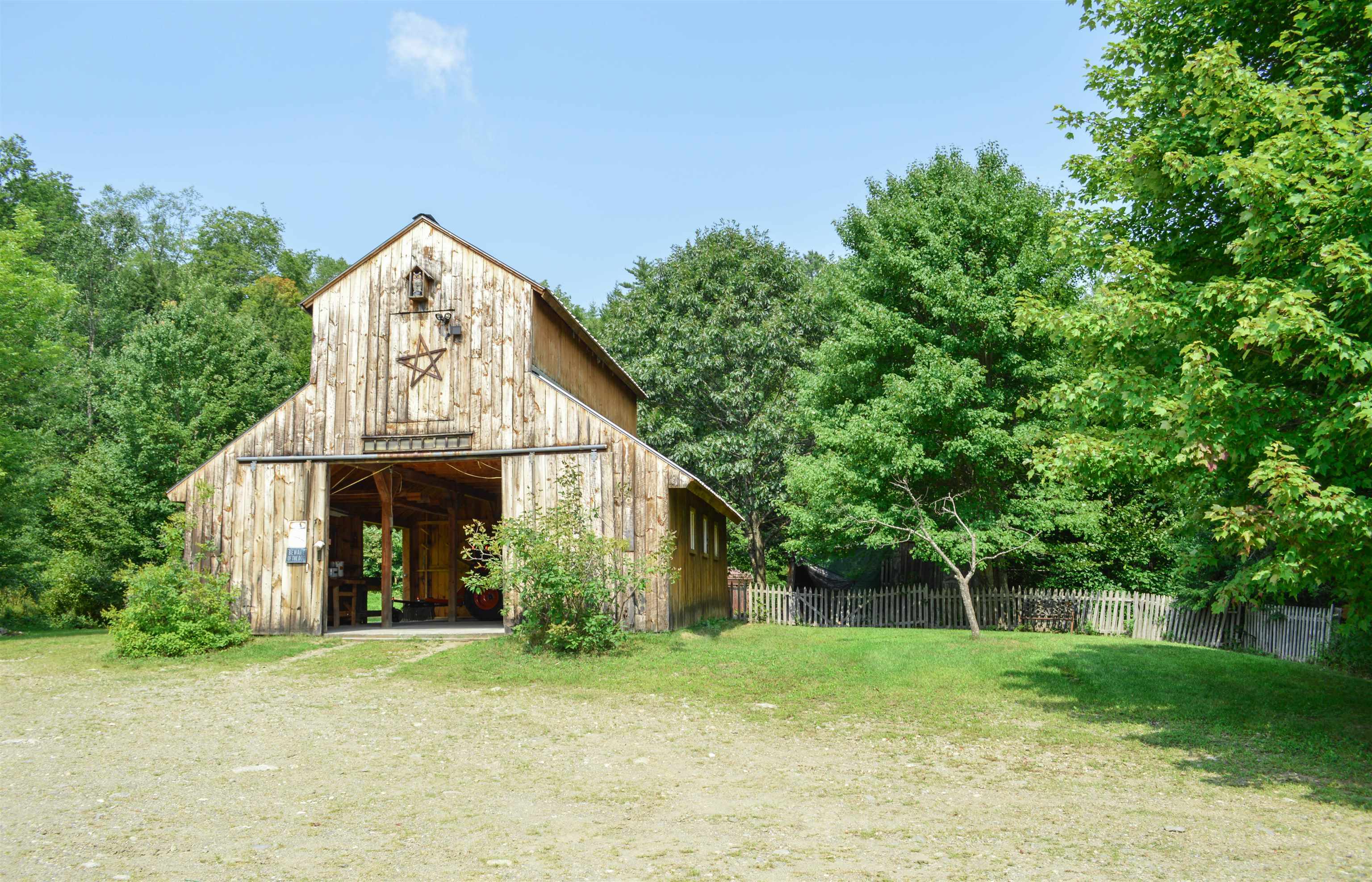 Property Photo:  33 Keyes Hollow Road  NH 03607 