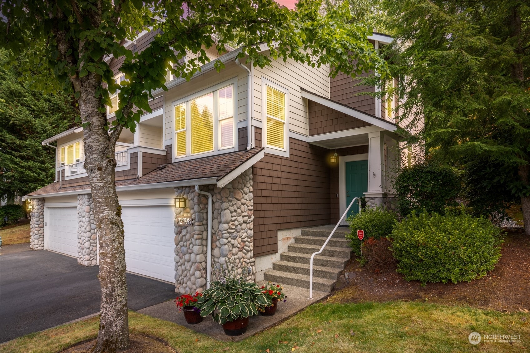 12198 NE 24th Street  Bellevue WA 98005 photo