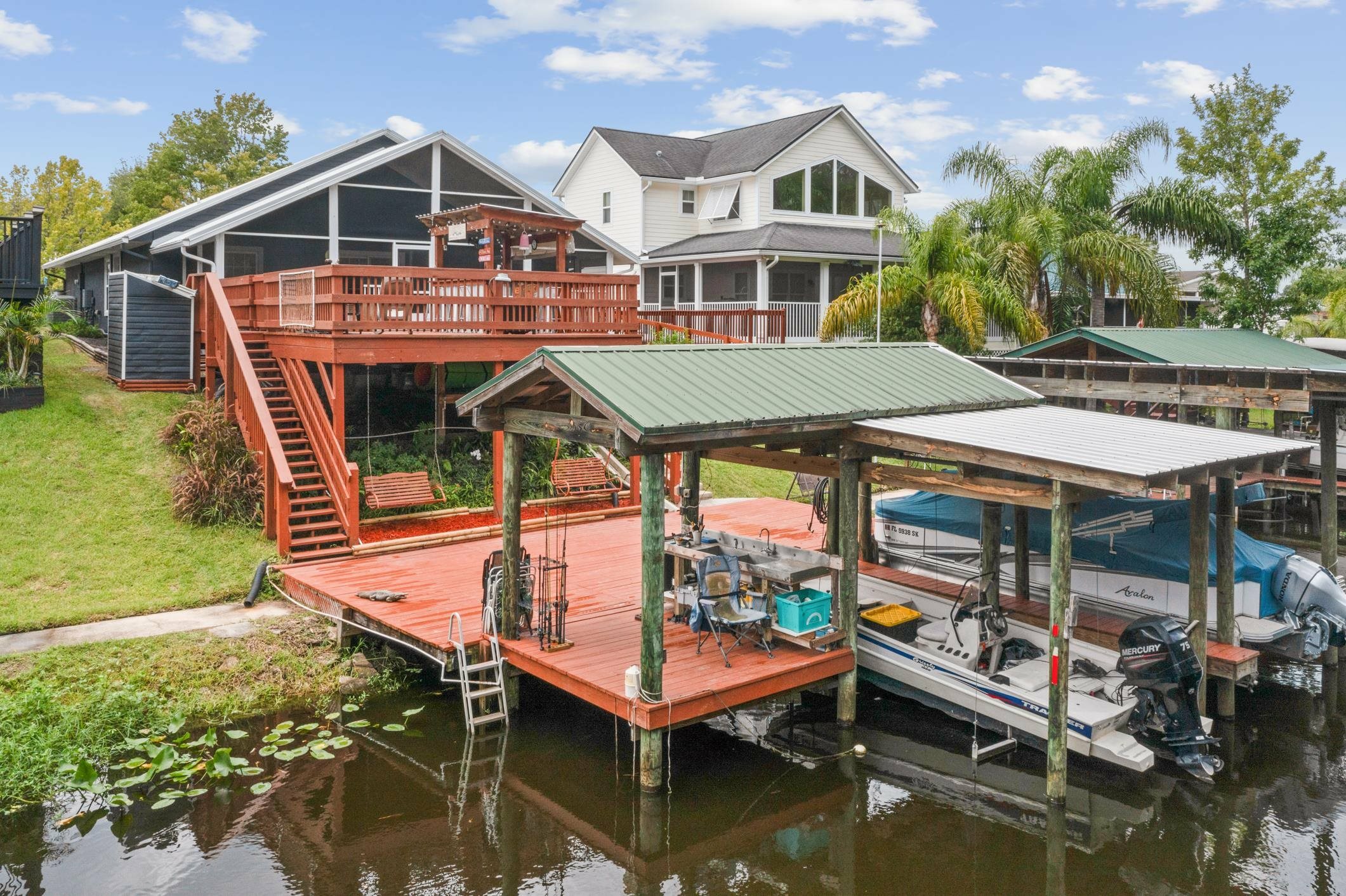 Property Photo: 291 Maxwell Dr FL 32193