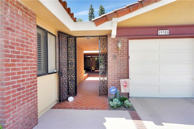 Property Photo:  19388 Mickel Lane  CA 92886 