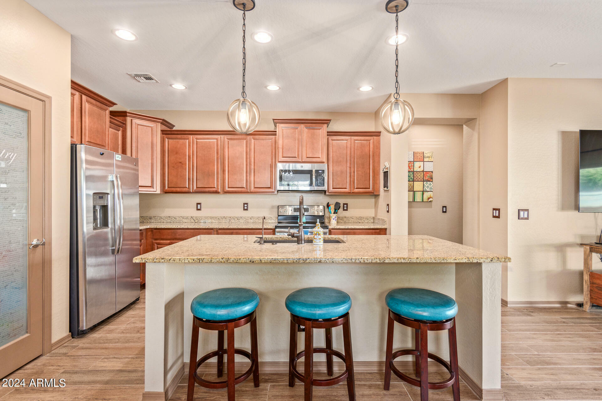 Property Photo:  1314 W Buckeye Tree Avenue  AZ 85140 