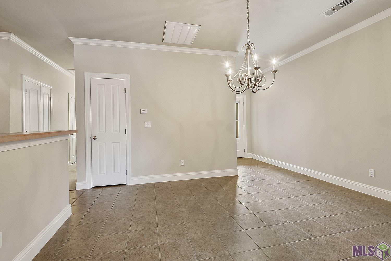 Property Photo:  809 Summer Breeze Dr 1006  LA 70810 