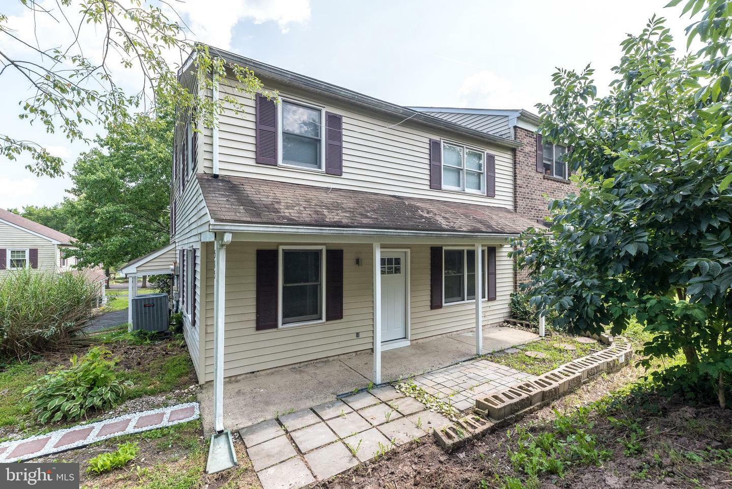 Property Photo:  515 Hickory Lane  PA 18960 