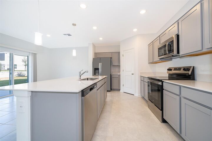 Property Photo:  2723 Gentle Rain Drive  FL 33837 