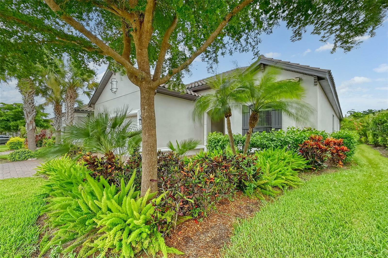 Property Photo:  4021 Cascina Way  FL 34238 