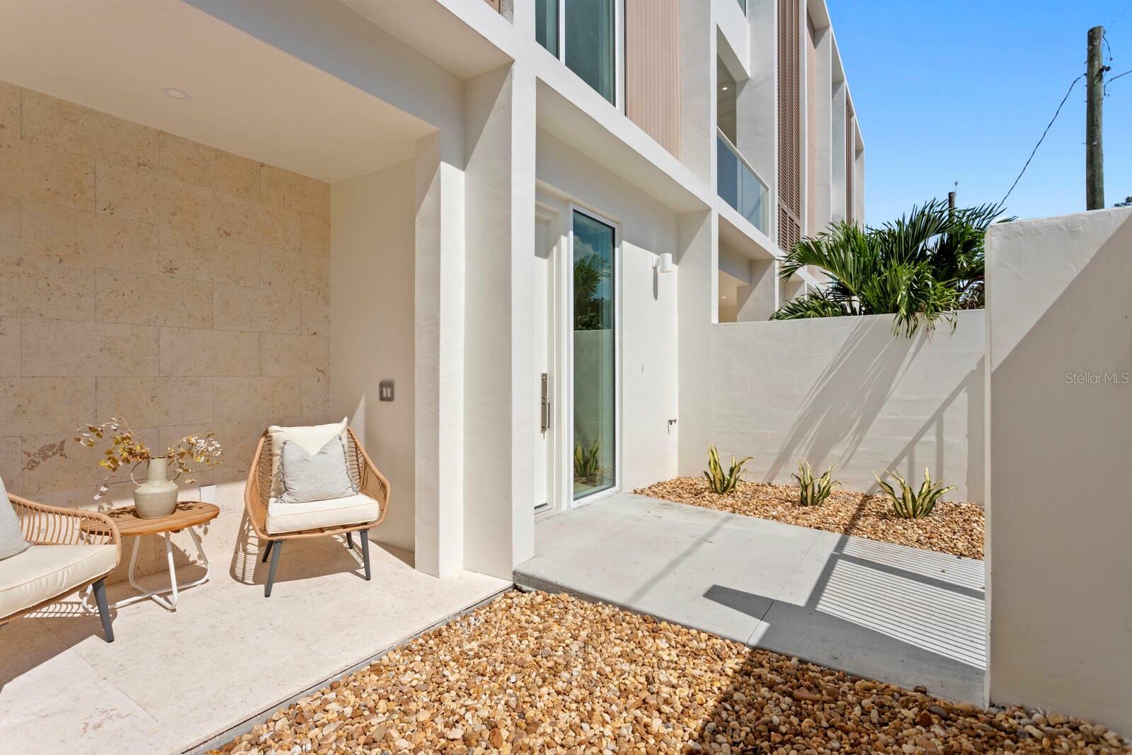 Property Photo: 2702 N Woodrow Avenue 6 FL 33602