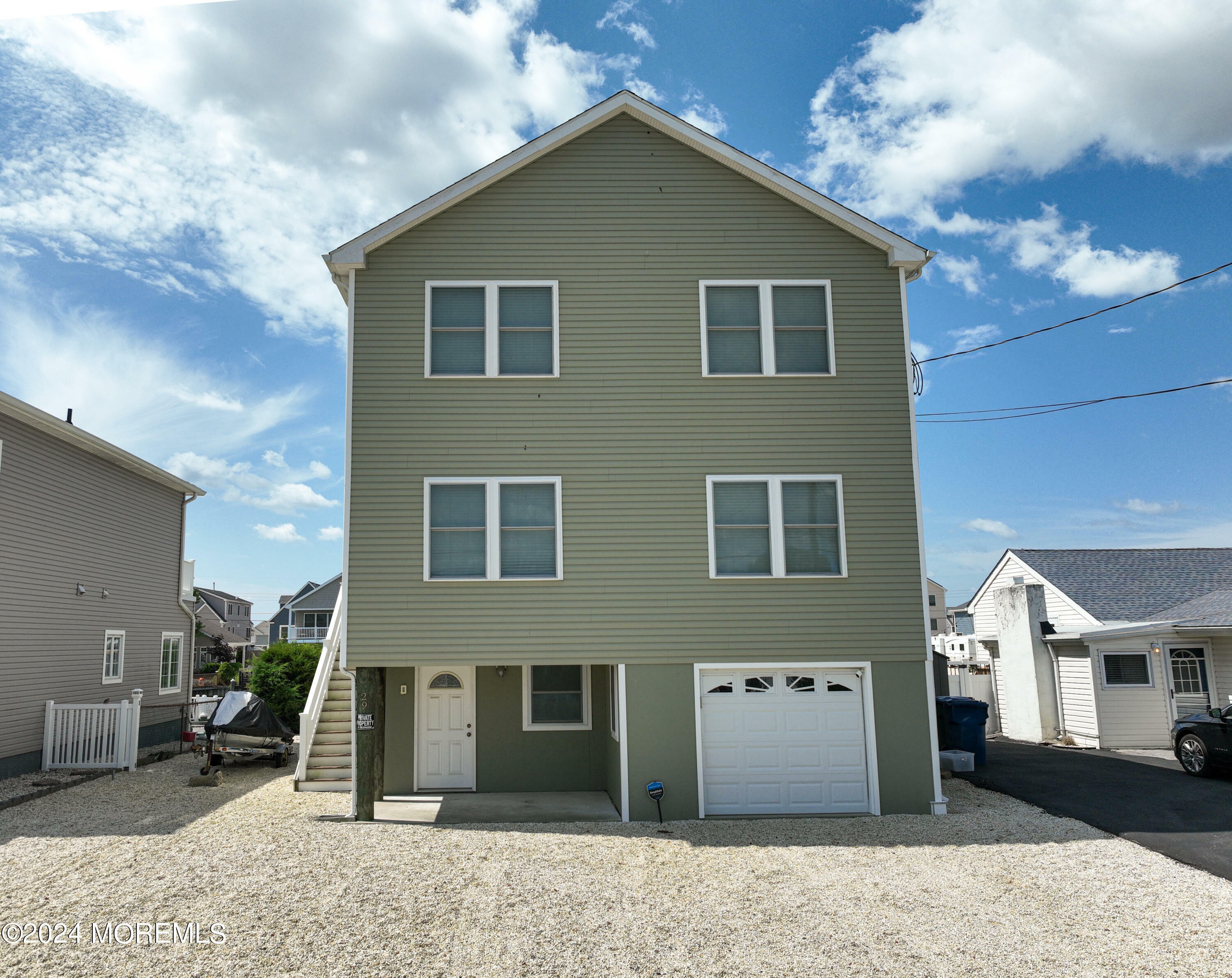 Property Photo:  29 W Mohawk Drive  NJ 08087 