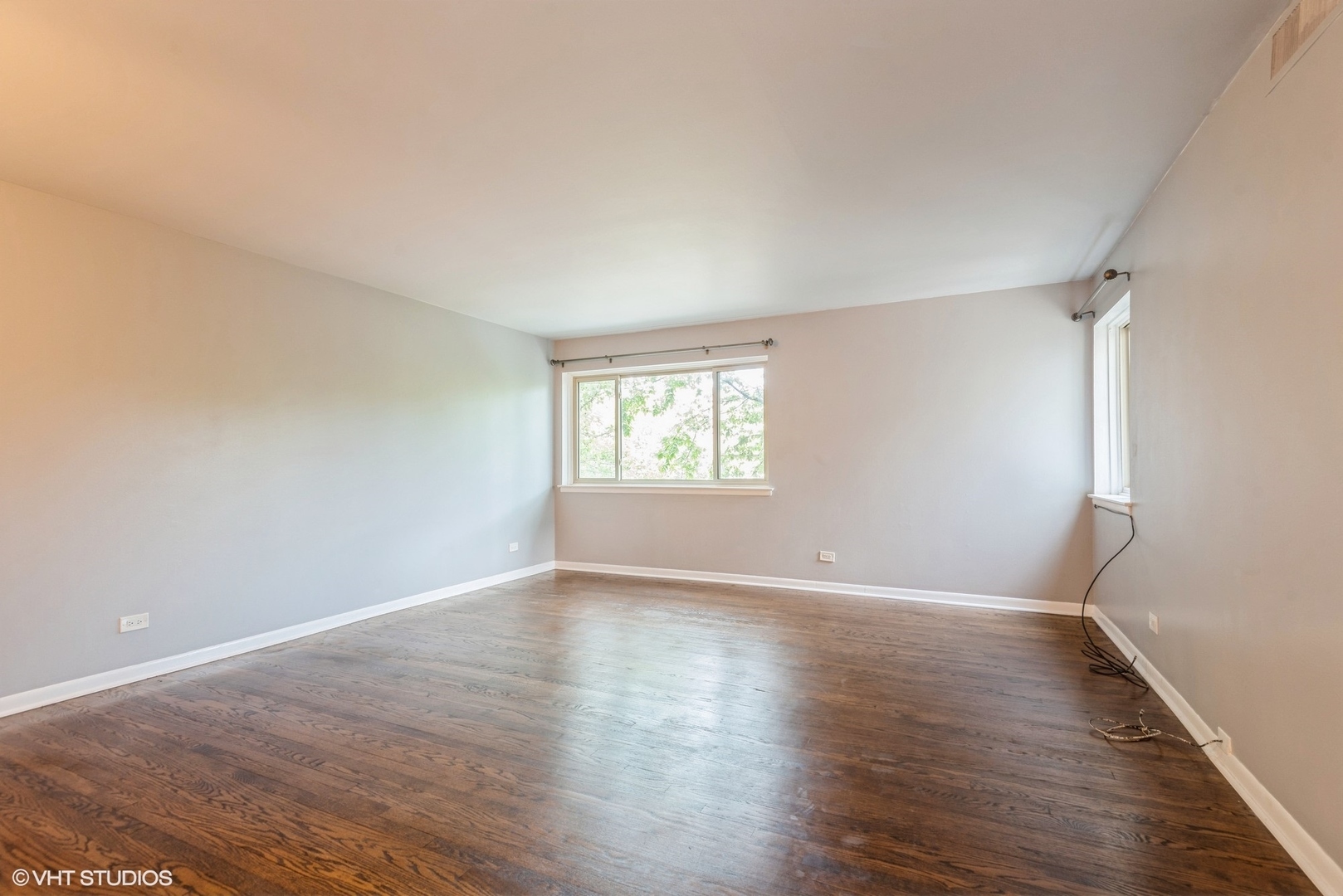 Property Photo:  835 Ridge Avenue 408  IL 60202 