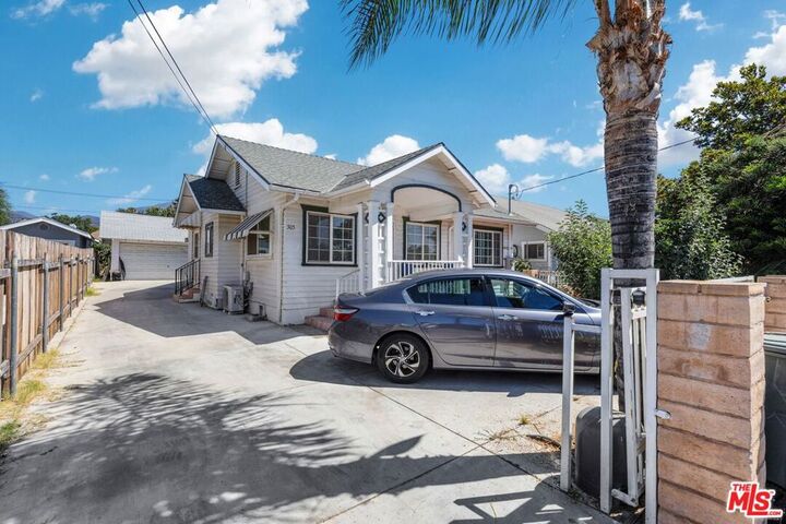 Property Photo: 505 Archwood Place CA 91001