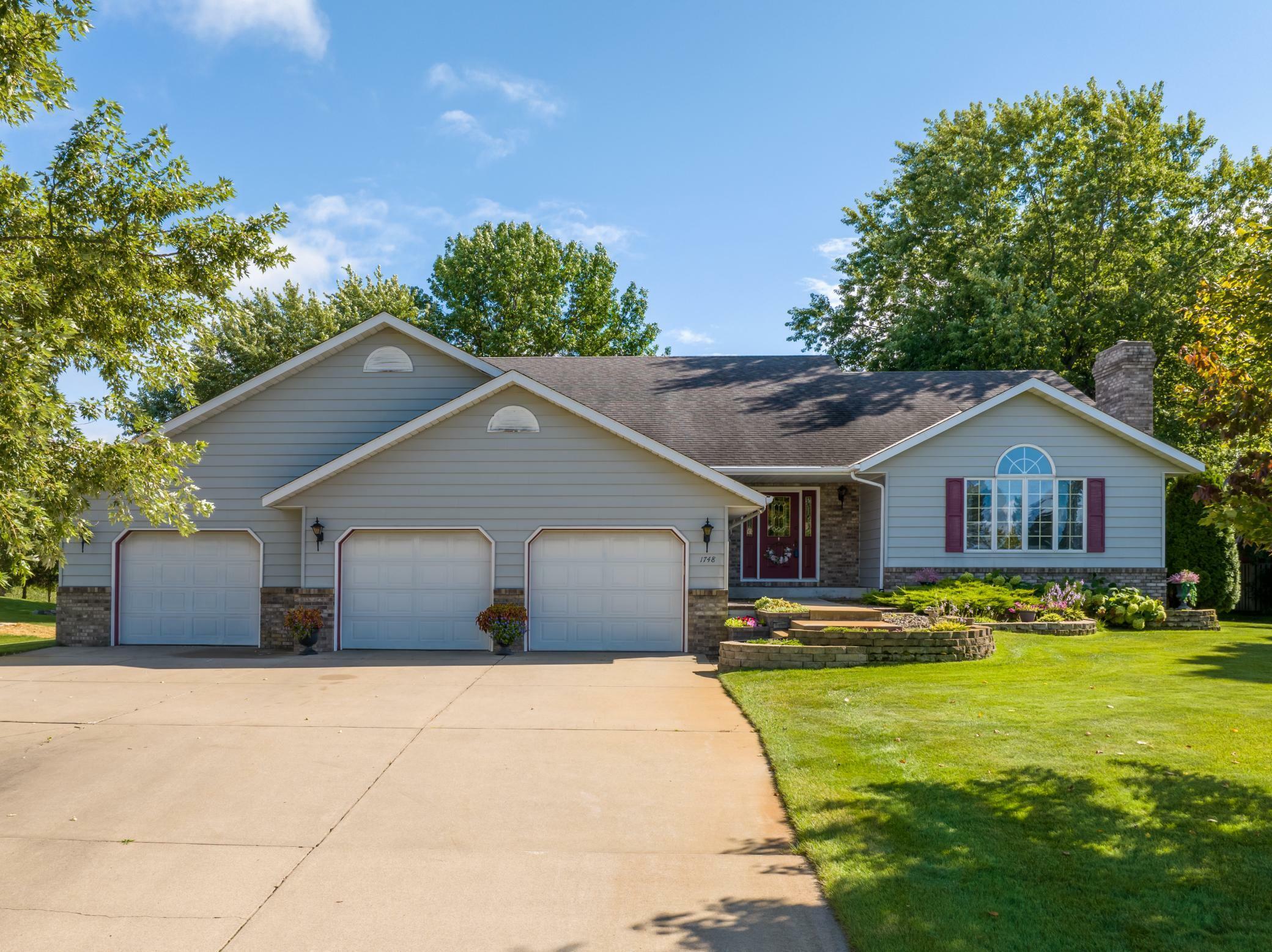 1748 Casselberry Road  Saint Cloud MN 56303 photo