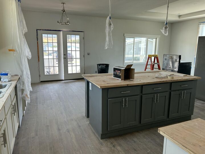 Property Photo: 333 Mountain View Drive 36 OR 97540