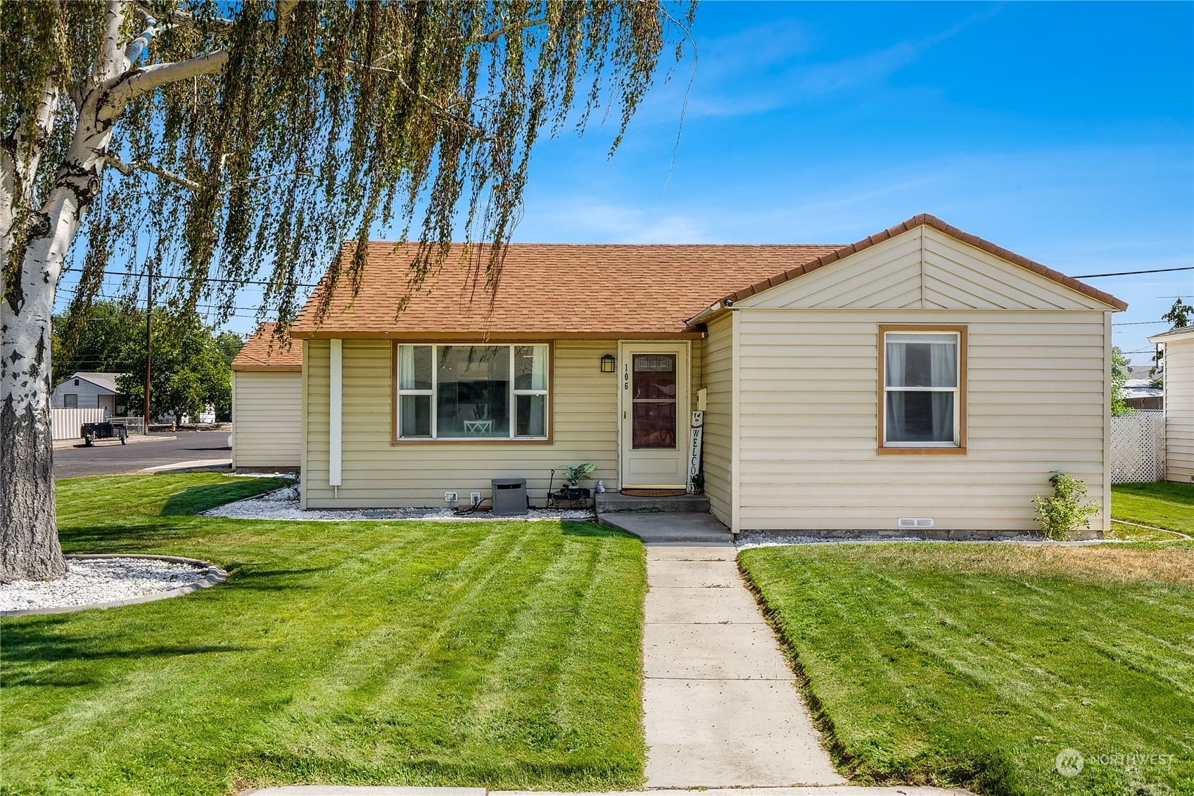 106 D Street SE  Ephrata WA 98823 photo