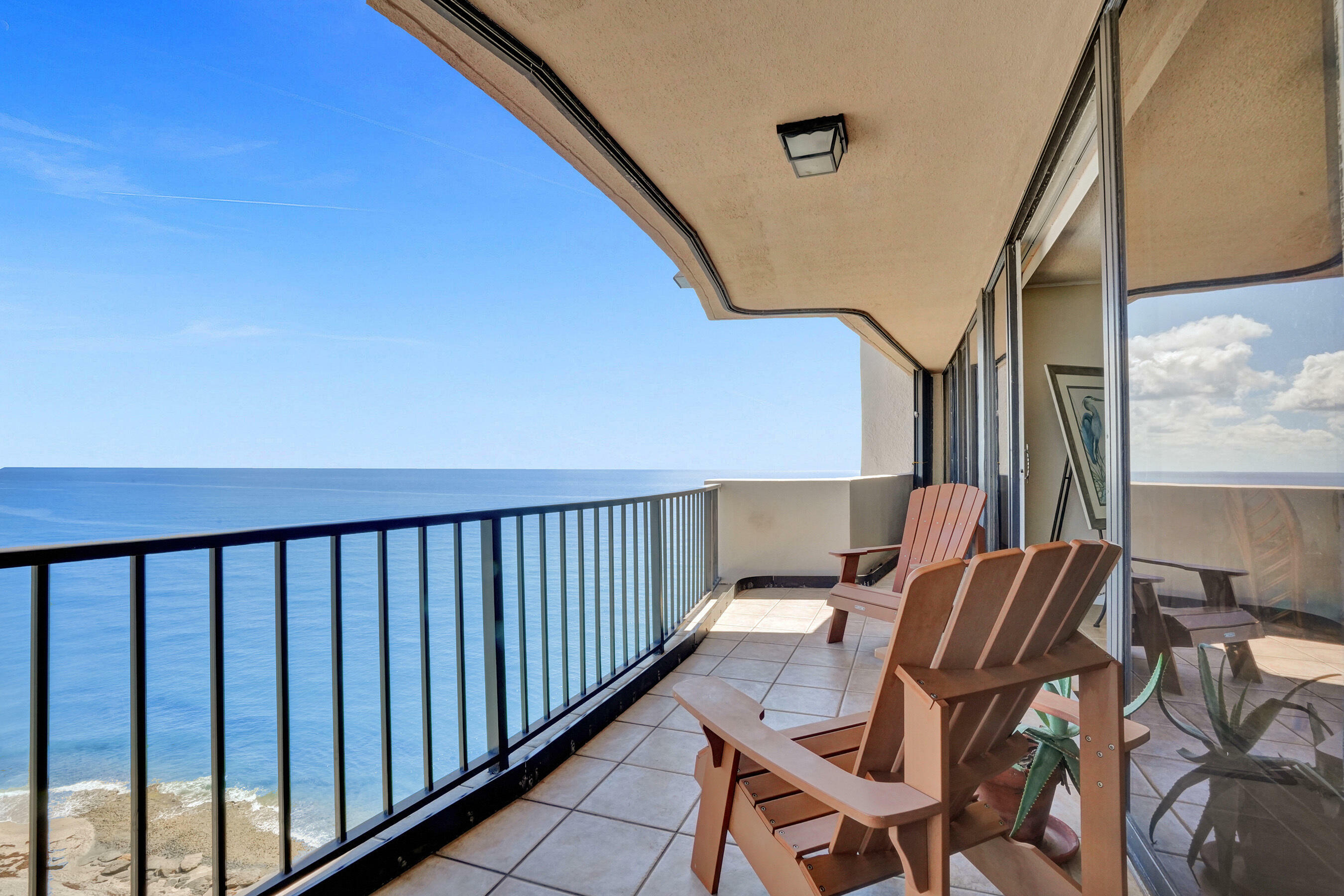 Property Photo:  4200 N Ocean Drive 1-1806  FL 33404 