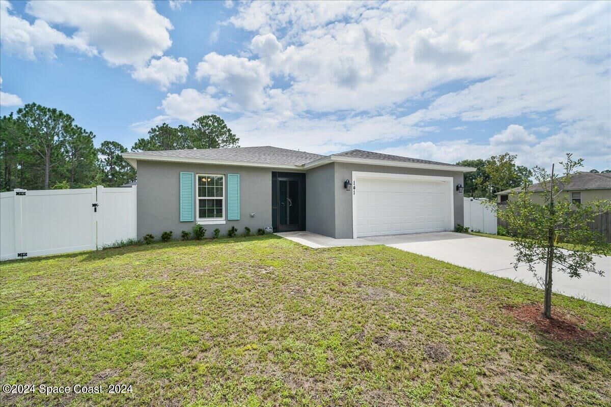 Property Photo: 141 Ware Avenue SW FL 32908