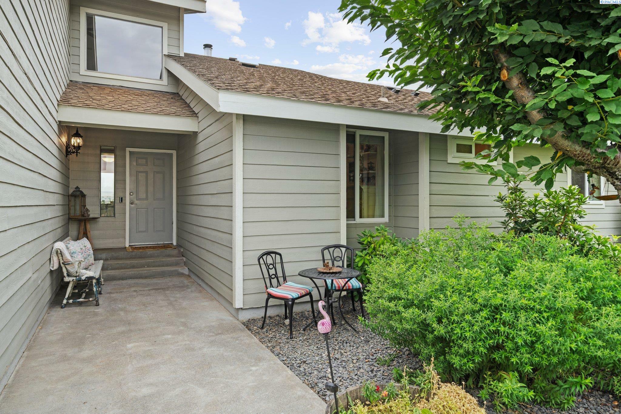 Property Photo:  101105 E Vaca Road  WA 99338 