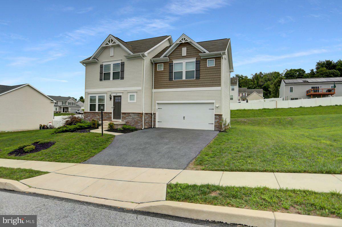 Property Photo:  40 Madison Drive  PA 17370 