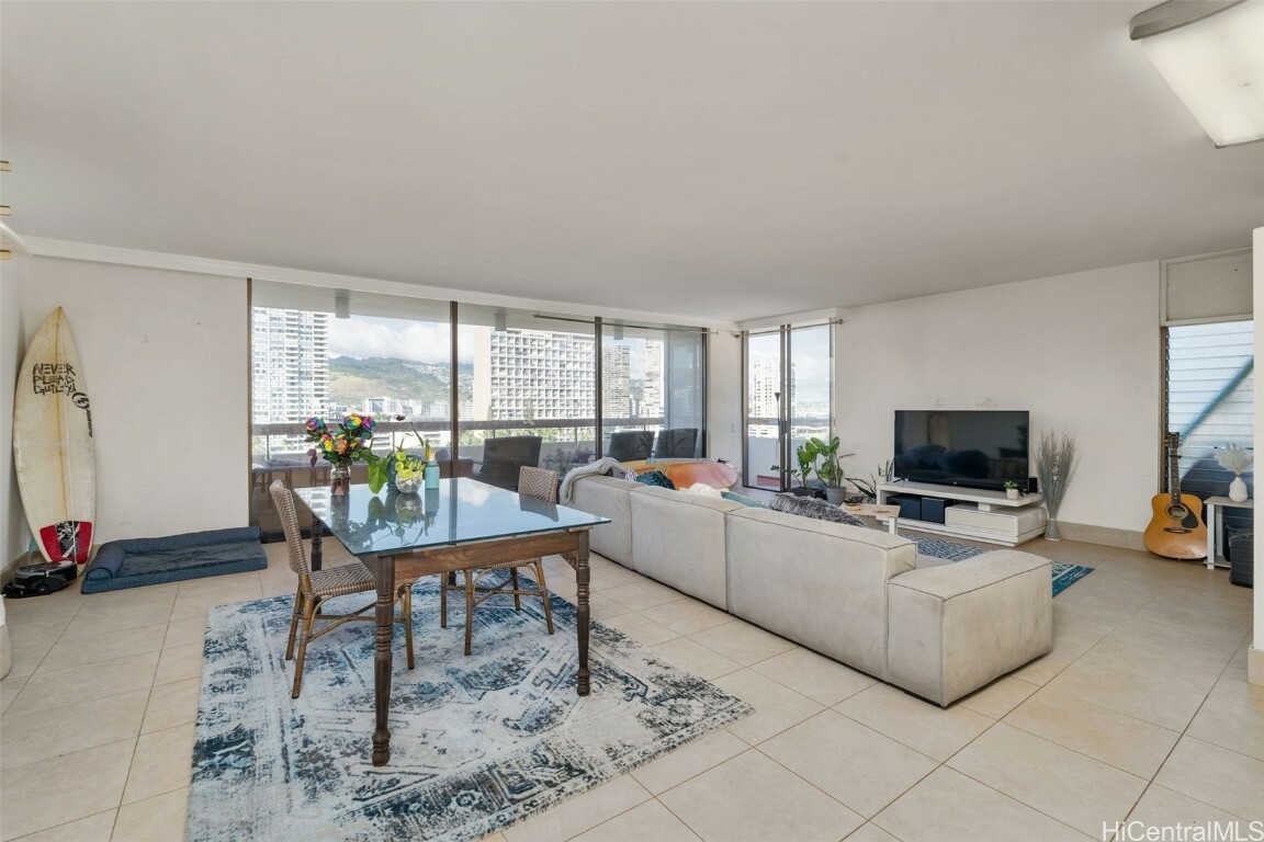 Property Photo:  2029 Ala Wai Boulevard Phb  HI 96815 