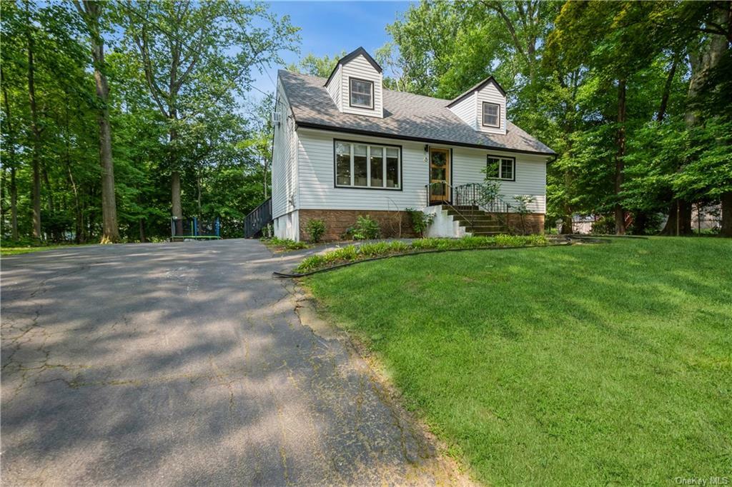 Property Photo:  8 Colonial Drive  NY 10956 