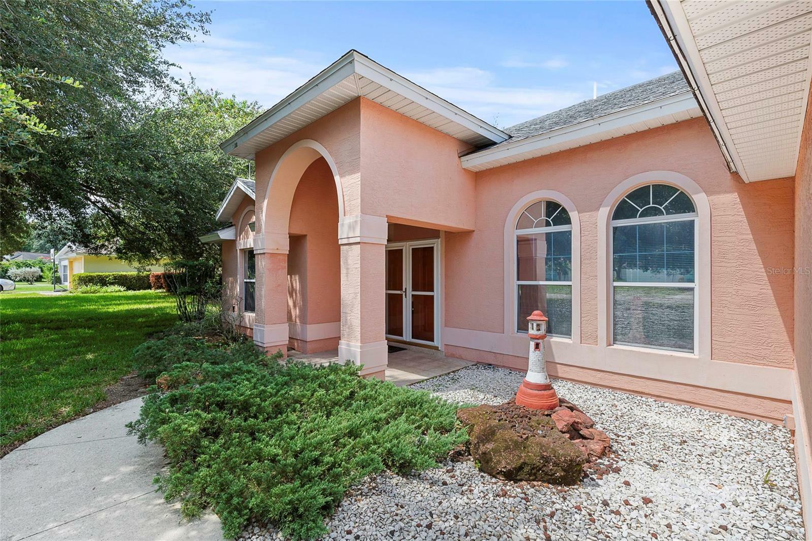 Property Photo:  36649 Sundance Drive  FL 32735 