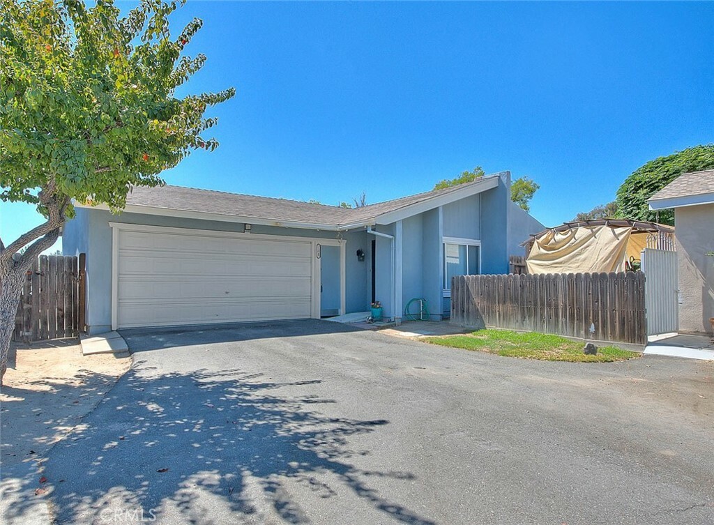 Property Photo:  31047 Camino Verde  CA 92591 