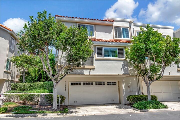 Property Photo:  19422 Merion Circle  CA 92648