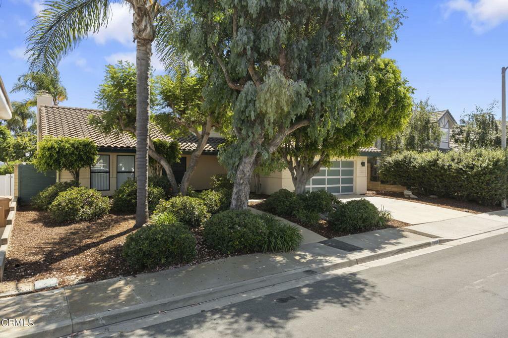 Property Photo:  7880 Sonoma Street  CA 93004 