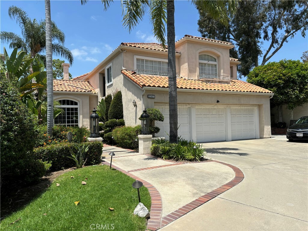 Property Photo: 2141 Ventia CA 92782