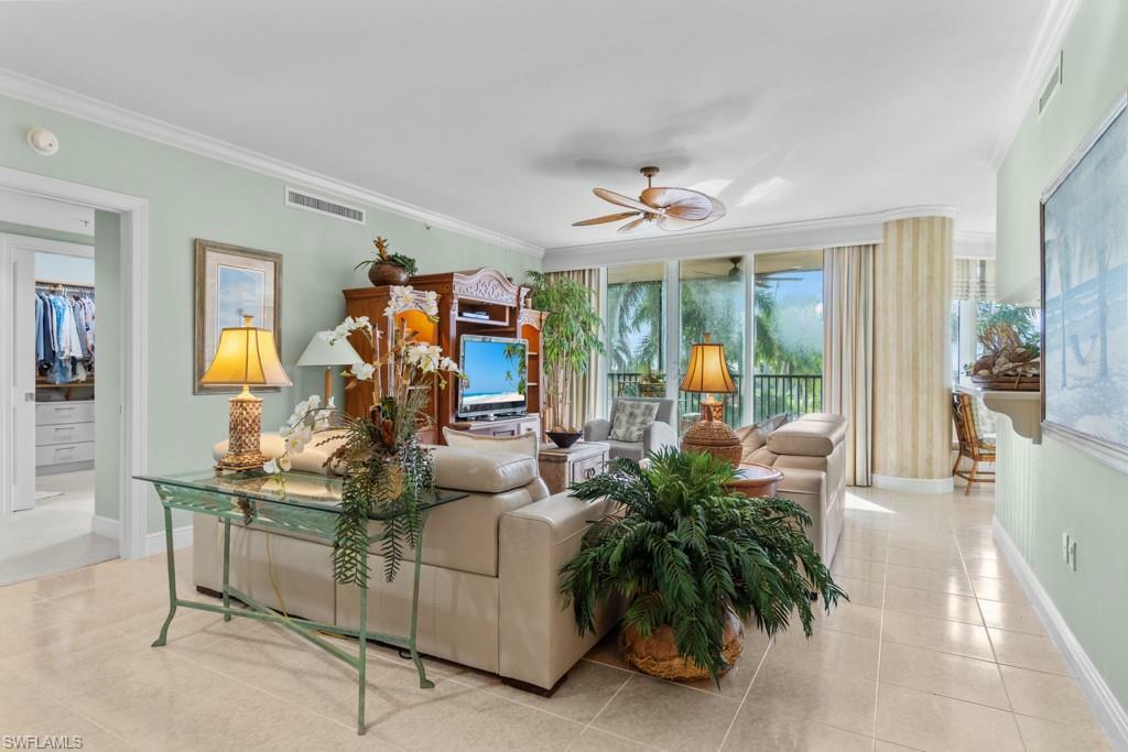 Property Photo:  1060 Borghese Ln 205  FL 34114 