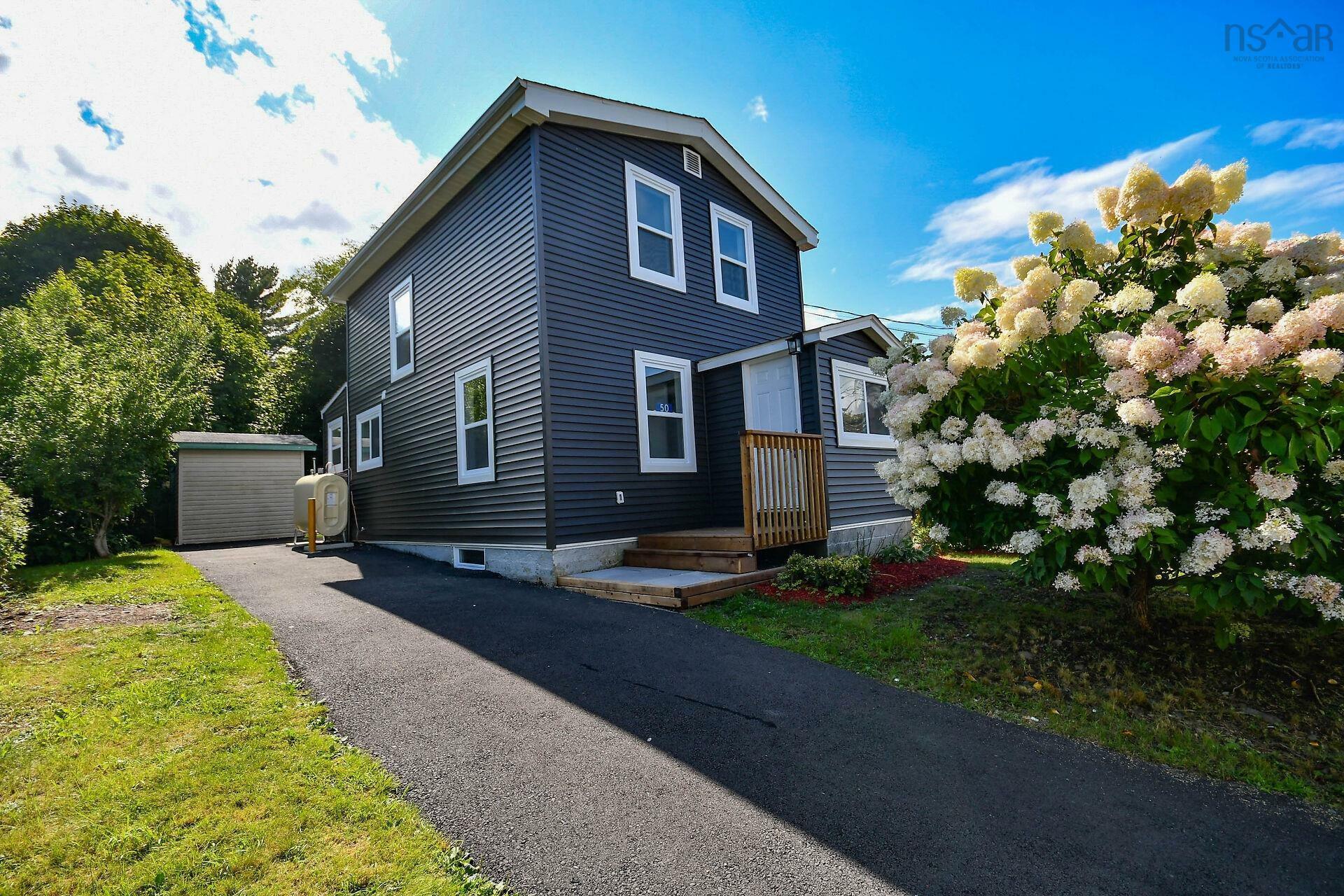 50 Fenwick Street  Dartmouth NS B2Y 2J6 photo