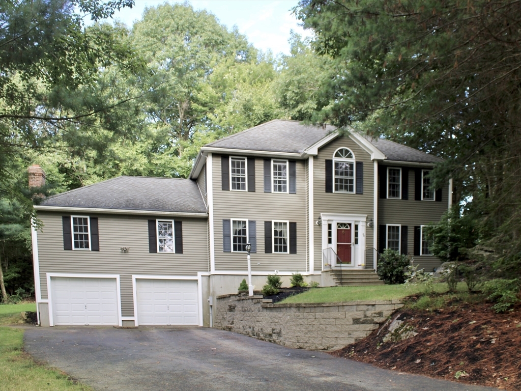 Property Photo:  23 Hickory Cir  MA 01520 