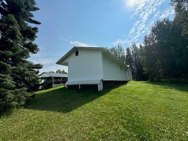 Property Photo:  16107 Township Road 540A  AB T7E 3H4 