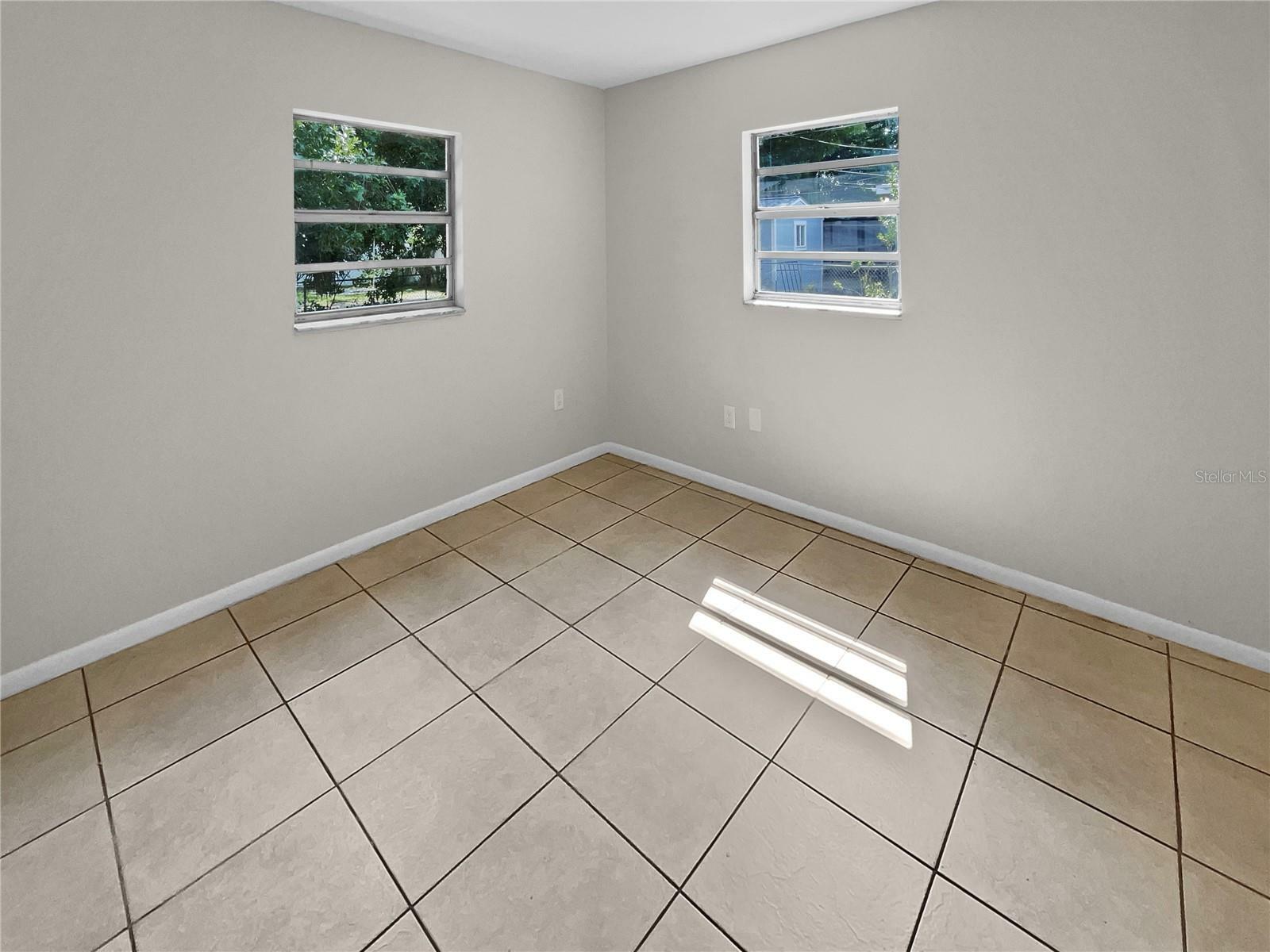 Property Photo:  4928 Shoshone Street  FL 32819 