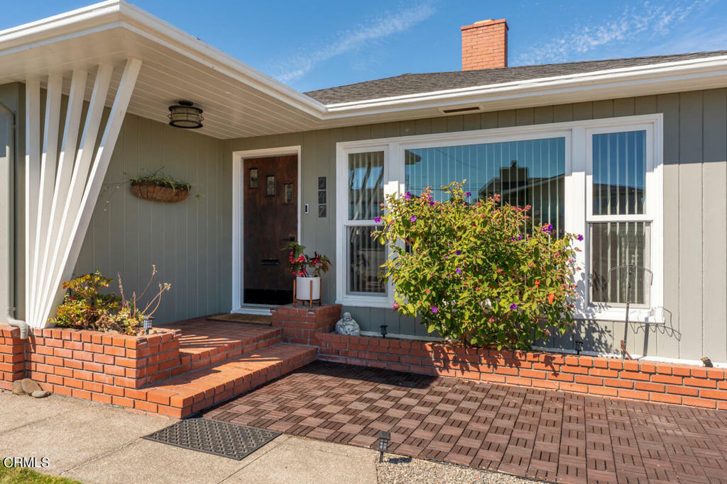 Property Photo:  247 S Whipple Street  CA 95437 