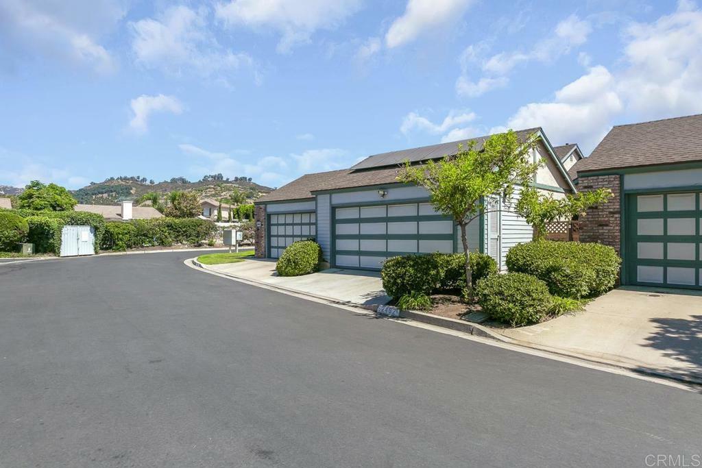 Property Photo:  2462 Turnbridge  CA 92027 